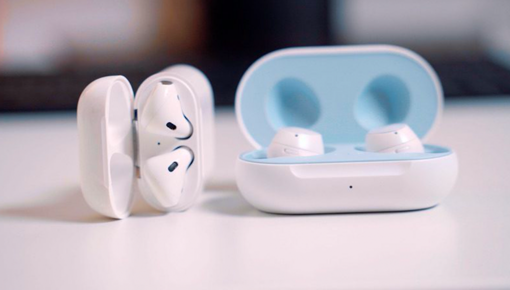 Что лучше galaxy buds или airpods